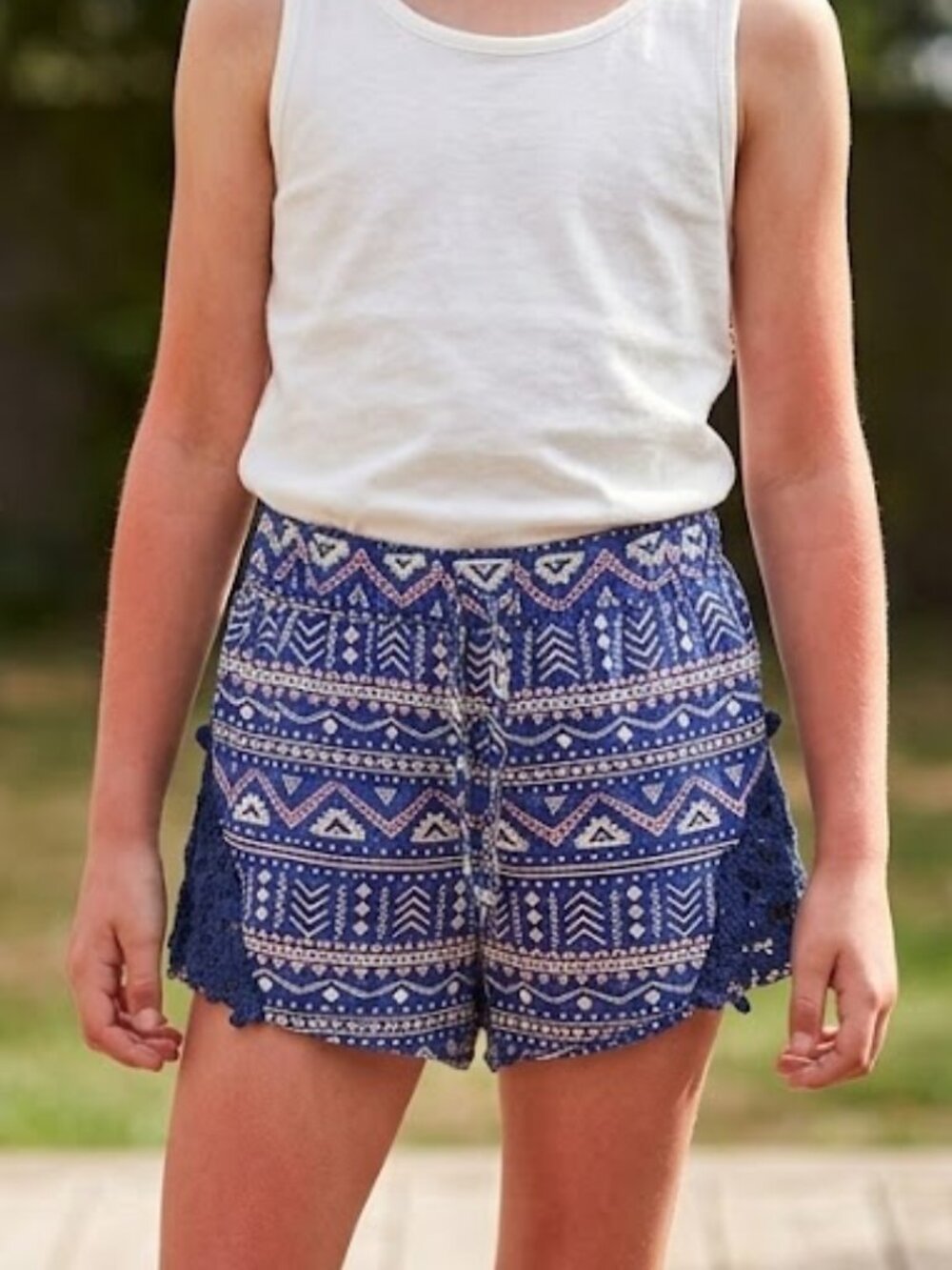 ShoSho Elastic Waist Pull On Lace Accent Boho Print Navy Flowy Shorts 4/5 4T